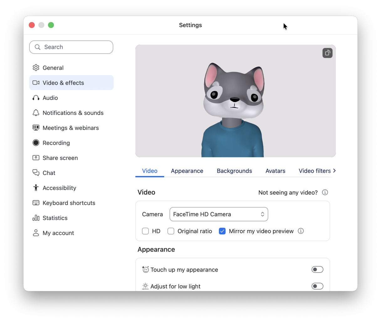 how to choose Mac&rsquo;s camera in an app