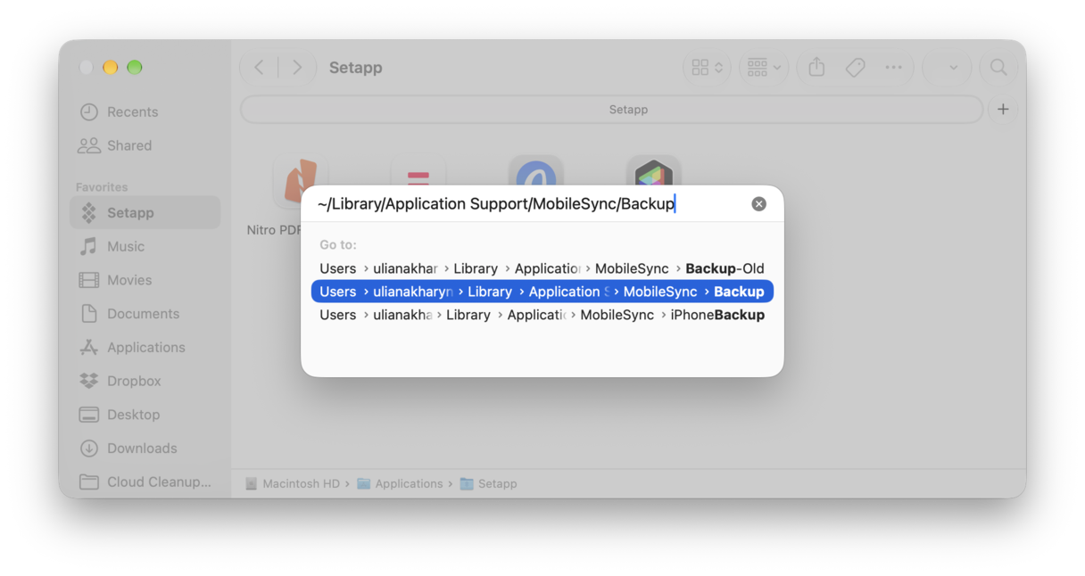 Remove old iOS backups