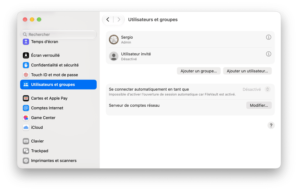 Reglages du systeme - Param&egrave;tres Utilisateurs et groupes macOS affichant les comptes administrateur et invit&eacute; avec les options de connexion